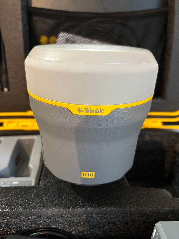 Pre-Owned Trimble R10 Model 2 GNSS Receiver Kit